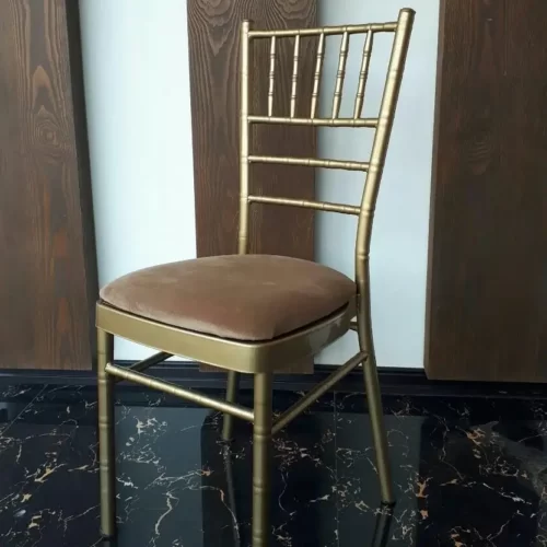 صندلی چیواری طلایی